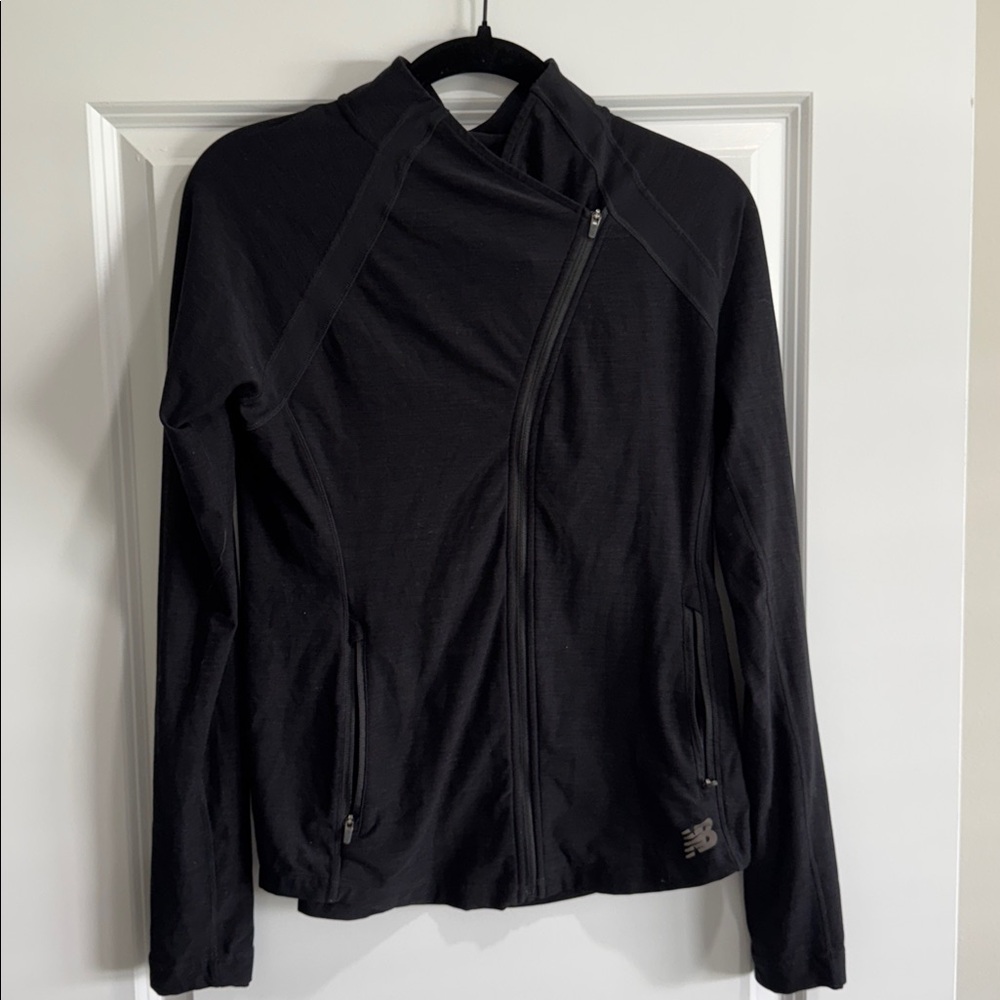 New balance zip up